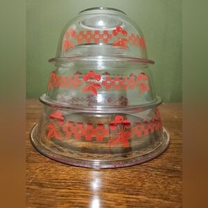 PYREX Cherry Gingham